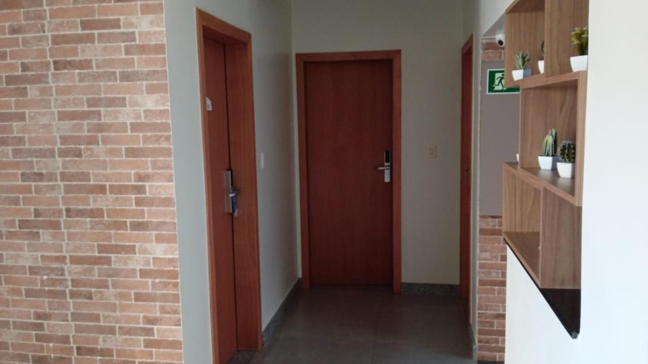 卡斯卡韦尔Edificio Master公寓式酒店 外观 照片