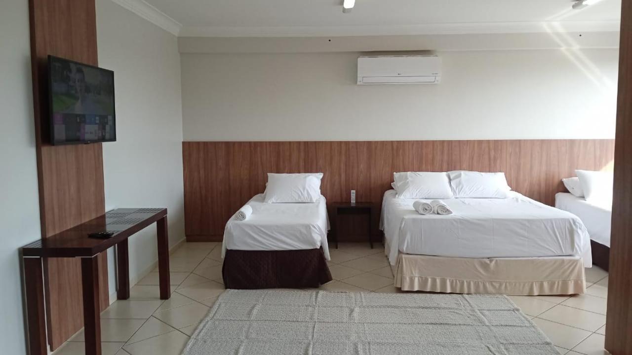 卡斯卡韦尔Edificio Master公寓式酒店 外观 照片