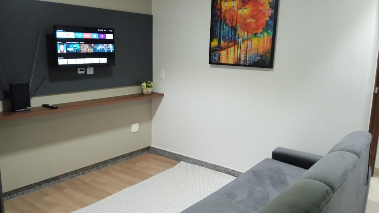 卡斯卡韦尔Edificio Master公寓式酒店 外观 照片